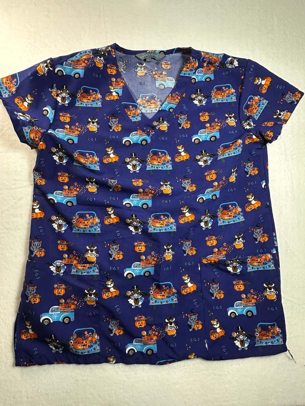 Serene Uniforms Halloween Pumpkin and Cat Print V-Neck Scrub Top Style BL90-1709